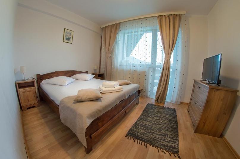 Floarea Soarelui Hotel Cheia  Exterior foto
